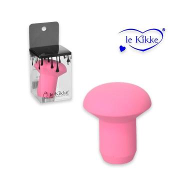 Le kikke spugnetta fondotinta fungo